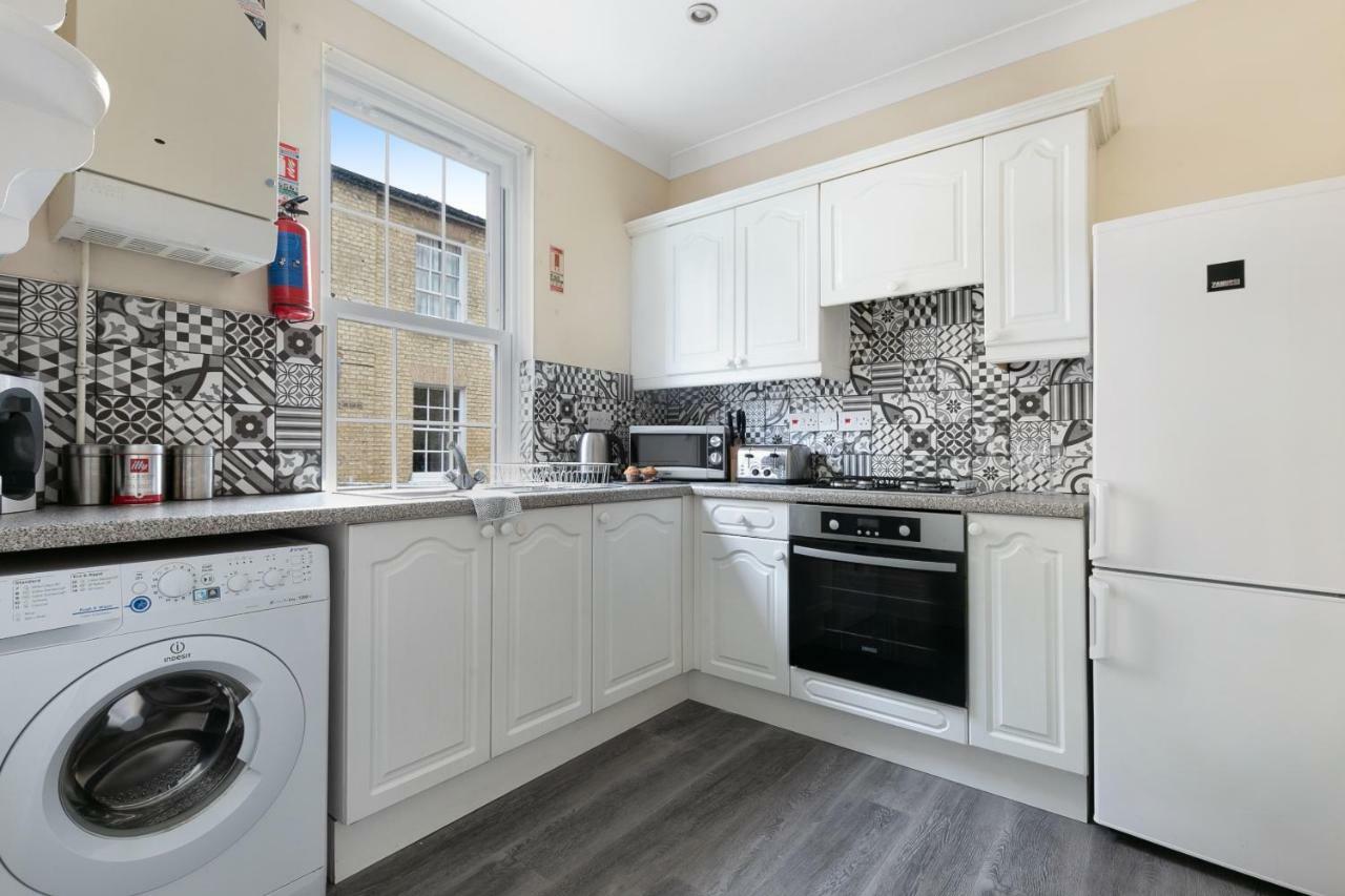 Stylish Cottage - Parking - Garden - Sleeps 6 Cambridge  Exterior foto
